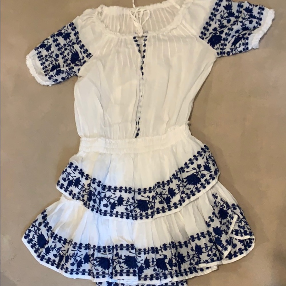 Mini dress